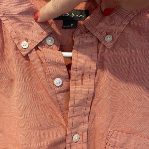 Eddie Bauer Classic Fit Casual Button Down Shirt Size Medium - Picture 3 of 9